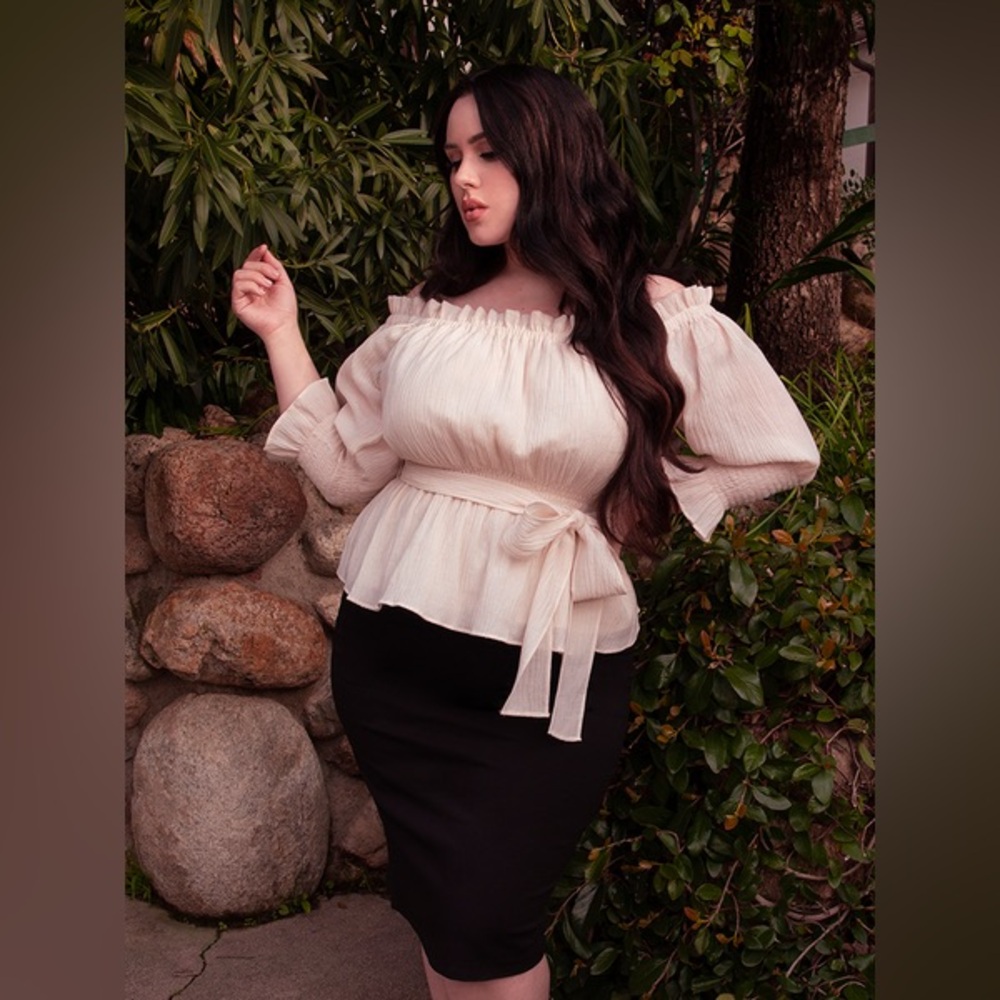 Ritual Peasant Top in Papyrus La Femme en Noir NWT XL